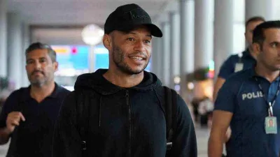 Beşiktaş, Alexander Oxlade-Chamberlain ile 3 yıllık sözleşme imzaladı