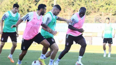 Beşiktaş, kondisyon ve taktik çalıştı