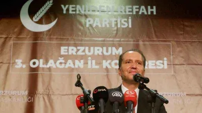 Erbakan, Erzurum’da Orta Vadeli Programı eleştirdi