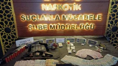 Sivas’ta uyuşturucu operasyonları, binlerce lira ele geçirildi