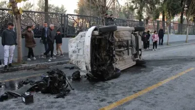 Refüje çarpıp takla attı: 4 yaralı