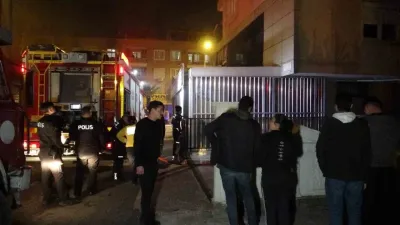 Apartman dairesinde korkutan yangın