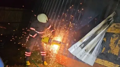 Sapanca’da bungalov alevlere teslim oldu