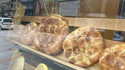 Ramazan pidesinin 370 gramı 30 TL’den satılacak