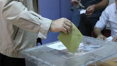 Yurt dışında oy kullanan seçmen sayısı 1 buçuk milyonu geçti