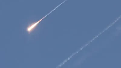 İran’dan İsrail’e yeni saldırı: Tel Aviv ve Kudüs’ten patlama sesleri yükseldi