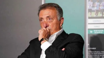 Beşiktaş Başkanı Ahmet Nur Çebi'den taraftara mesaj