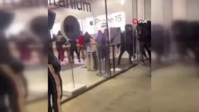 ABD’de Apple mağazası yağmalandı