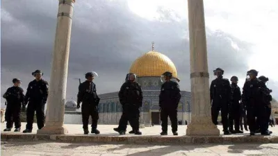 İsrail polisinden Mescid-i Aksa'ya saldırı