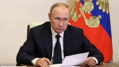 Donesk ve Luhansk Rusya hukuku uygulamaya konuldu