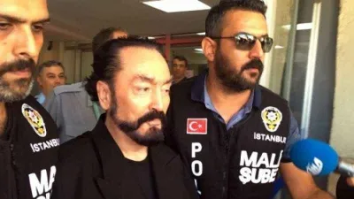 Adnan Oktar davasında yeni gelişme: Mahkeme cezayı onadı! 
