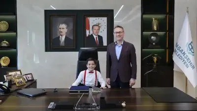 23 Nisan’da Başakşehir’de başkanlık koltuğuna oturan Hikmet’ten Filistin’e anlamlı mesaj