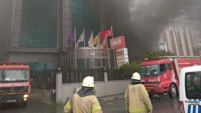 Akit merkez binasında yangın 