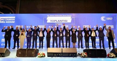 AK Parti İzmir adaylarını tanıttı