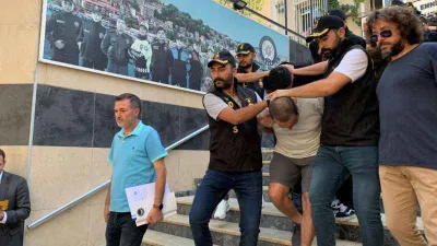 Esenyurt’taki tekel bayi cinayetinin zanlıları adliyeye sevk edildi