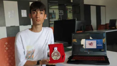 Lise öğrencisi kanserle ilgili program geliştirdi