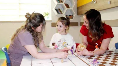 Hem tedavi görüyorlar hem de öğreniyorlar