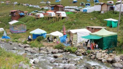 Demirkapı Yaylası'nda çadır kirliliği