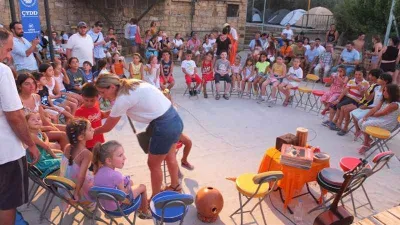 Balıkesir’de çocuklar eğlenceye doydu