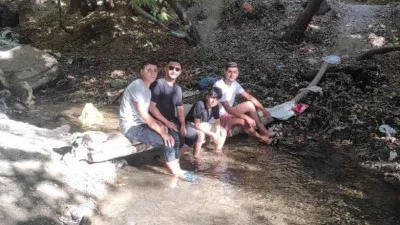 Vatandaş sıcaklarda dere yataklarına akın ediyor