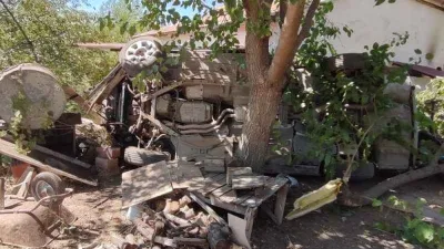 Elazığ’da otomobil bahçeye uçtu: 8 yaralı