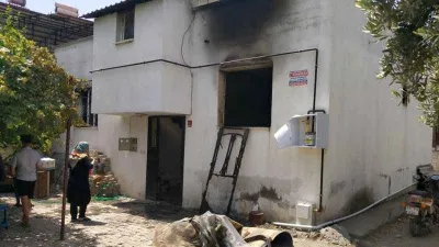 Hatay'da çıkan yangında bir ev küle döndü