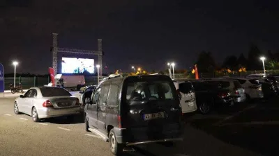 Bursa’da yıldızların altında sinema keyfi