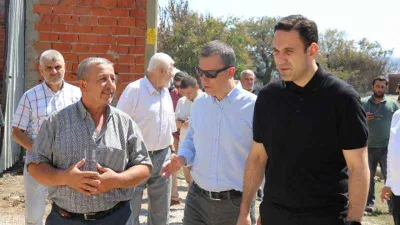 Çanakkale'de AK Parti teşkilatı yangın köylerinde