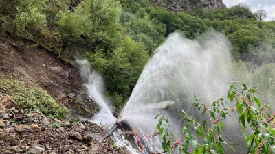 Artvin'de etkili olan sağanak yağış sonrası Hatila Vadisi Milli Parkı'na ulaşım sağlanamıyor