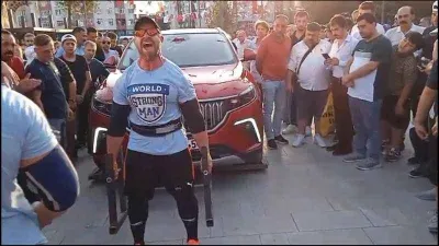 2 bin 126 kilogram Togg'u tek başına kaldırdı