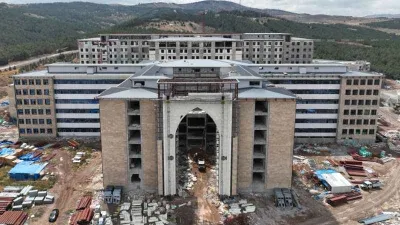 Sivas'ta bin 71 yatak kapasiteli hastane inşaatı hızla yükseliyor