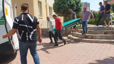Kayseri'de balkondan düşen öğretmen hayatını kaybetti