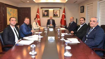 Adana, tesbih ve doğal taşlar fuarına hazırlanıyor