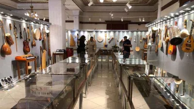 Pendik'te yedi kıtadan 600 müzik enstrümanı sergide buluştu