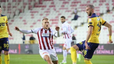 E.Y Sivasspor: 1 - MKE Ankaragücü: 3 