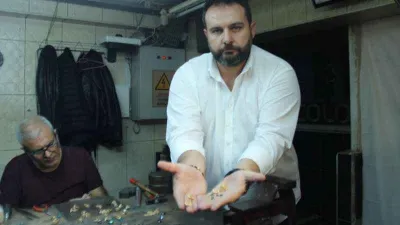 Kargoya verdiği 325 bin lira değerinde altın kayboldu