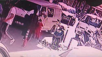 Heimlich manevrası ile 5 yaşındaki çocuk boğulmaktan böyle kurtarıldı