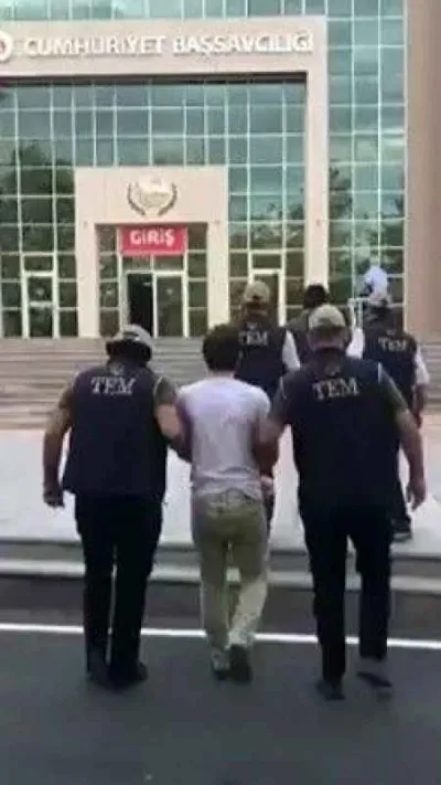 FETÖ operasyonunda eski emniyet müdürü ve zabıt katibi tutuklandı