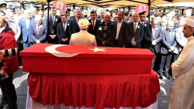 Şehit veterinere veda