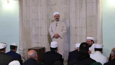 Diyanet İşleri Başkanı Erbaş: “Zulme karşı Müslümanların tek yumruk olması gerekiyor”