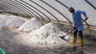 Yerin bin 300 metre altından çıkıyor: Mineral deposu tuz 11 ülkeye ihraç ediliyor