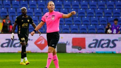 Kasımpaşa - Kayserispor maçını Çağdaş Altay yönetecek