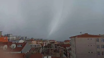 Küçükçekmece gölünde hortum paniği