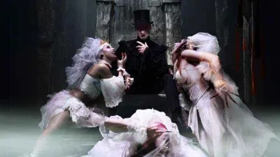 Dracula müzikali seyirciyle buluşuyor