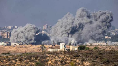 İsrail, Nuseyrat Mülteci Kampı’nı vurdu