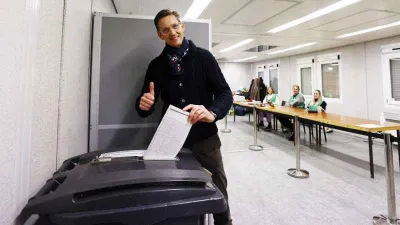 Hollanda’da halk genel seçimler için sandık başında