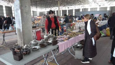 Kütahya'daki antika pazarı nostalji yaşatıyor