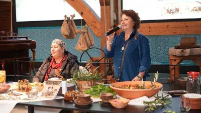 3 bin yıl önce yapılan yemekler İzmir'de görücüye çıktı