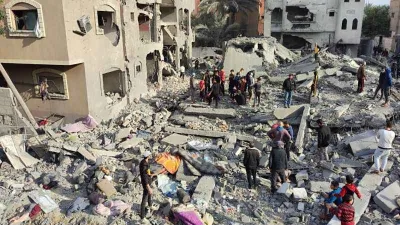 İsrail Gazze’de mülteci kamplarını vurdu: 23 ölü