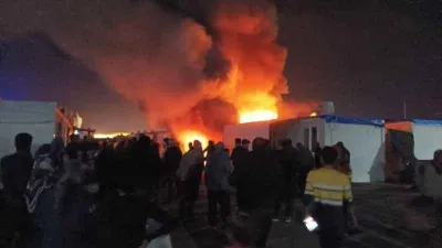 Depremzede ailenin konteynerinde yangın çıktı